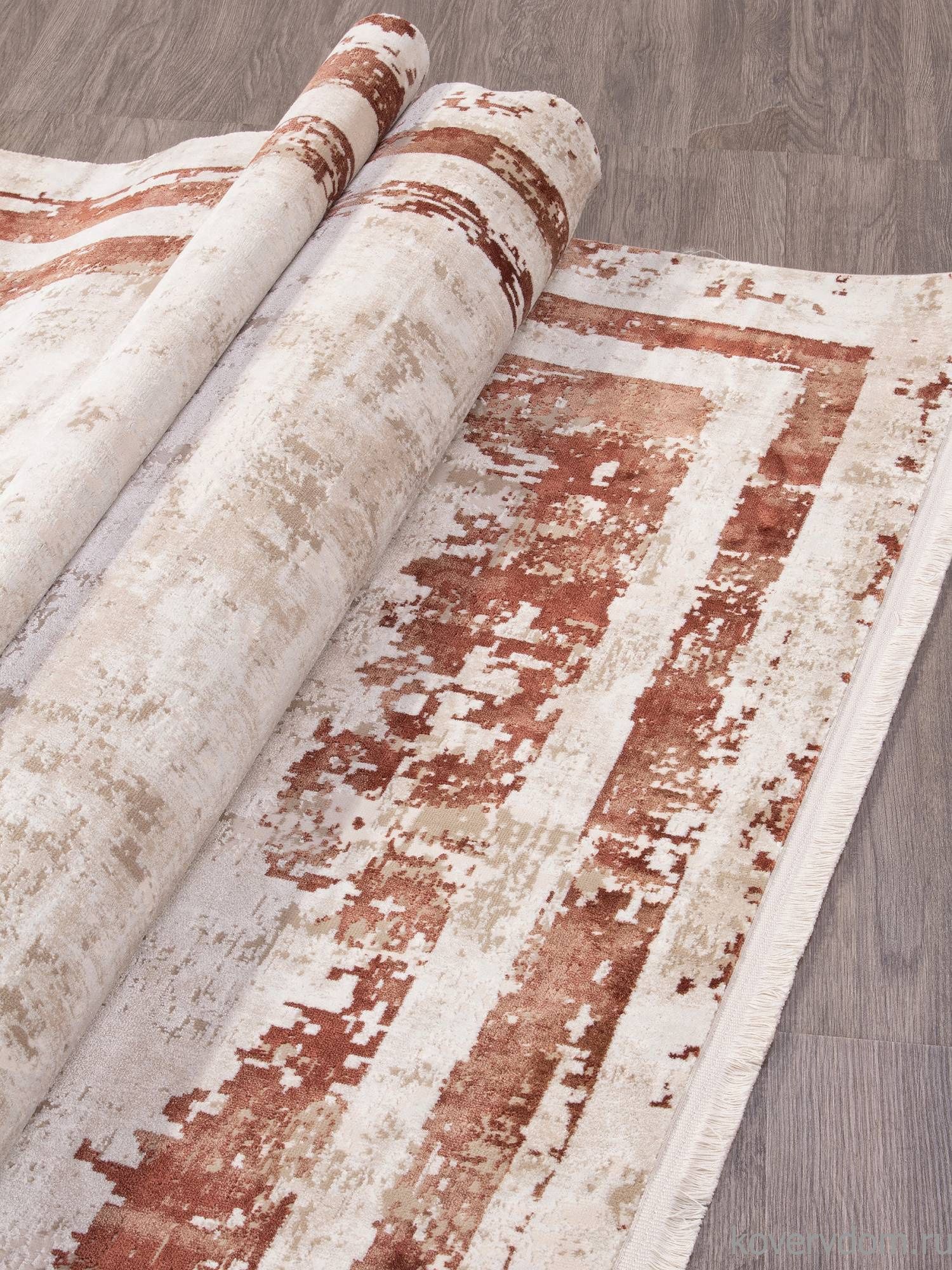 Ковер LISSABON SI053K BROWN / BROWN Ковер LISSABON SI053K BROWN / BROWN